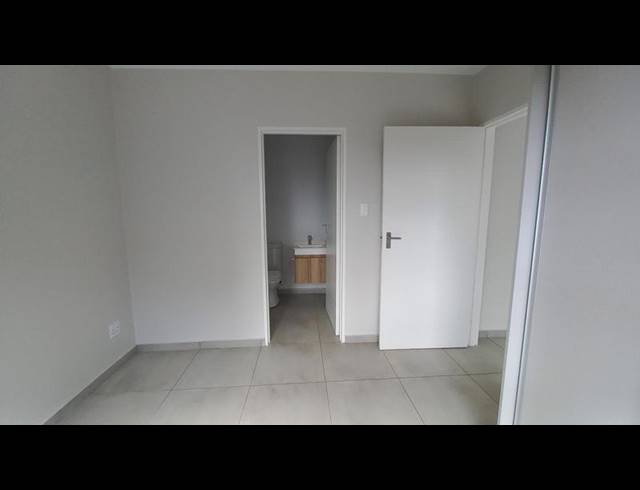 1 BEDROOM PROPERTY TO RENT IN SHERE